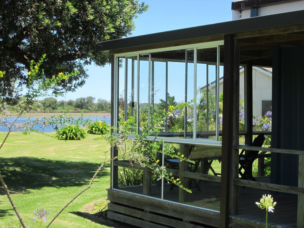 Lakes Entrance Waterfront Cottages With King Beds מראה חיצוני תמונה