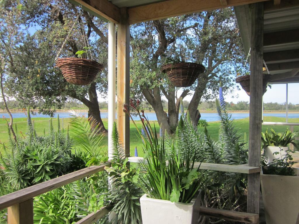 Lakes Entrance Waterfront Cottages With King Beds מראה חיצוני תמונה