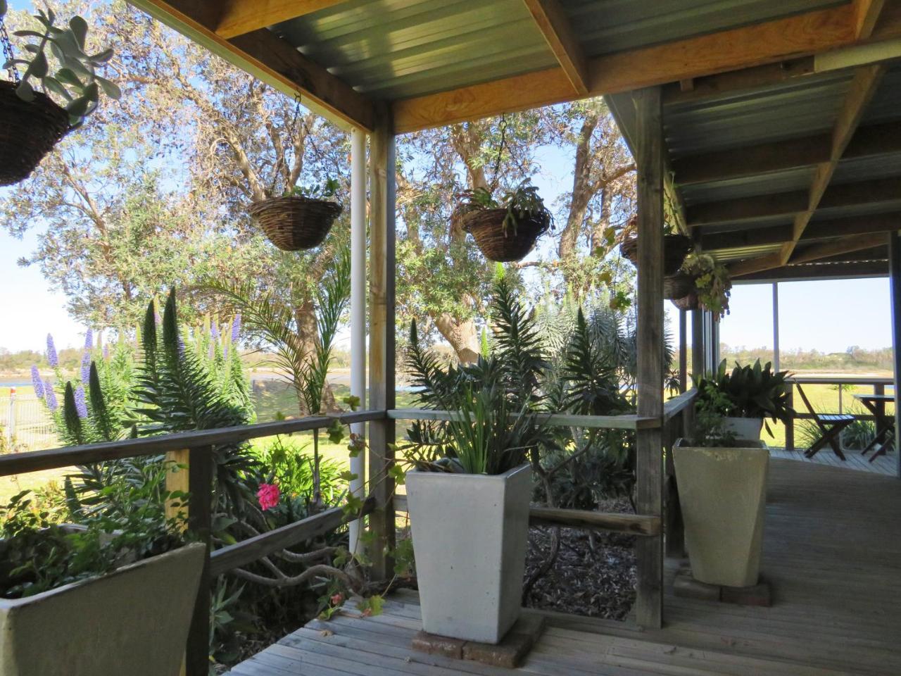Lakes Entrance Waterfront Cottages With King Beds מראה חיצוני תמונה